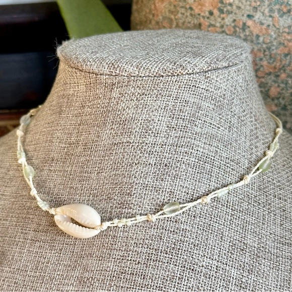 Boho Cowrie Shell Necklace - Picture 3 of 4